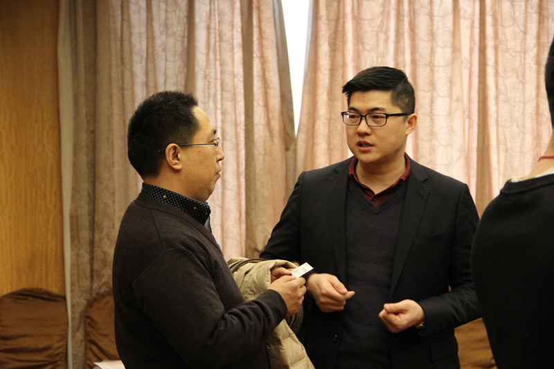 开场前姚和学员交流_副本.jpg